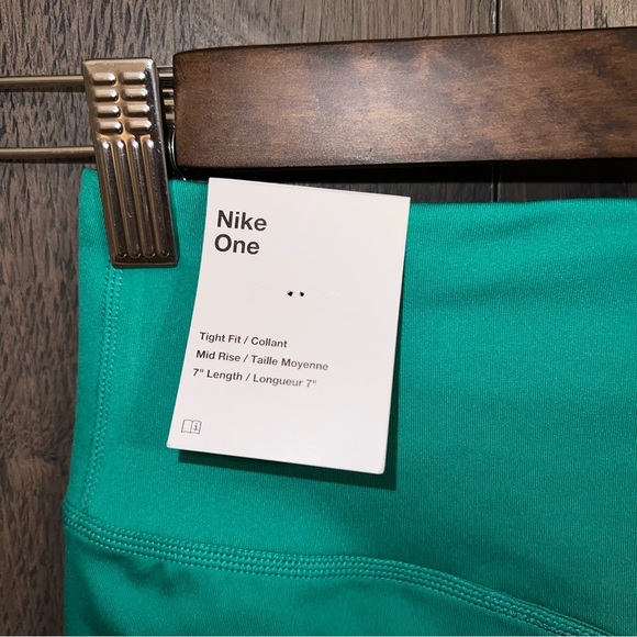 Nike Biker Shorts - Picture 5 of 6